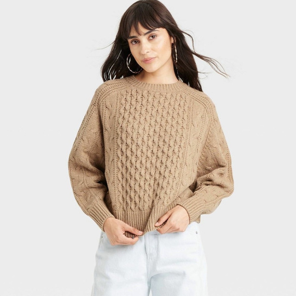 Universal Thread Cropped Cable Knit Sweater Size L